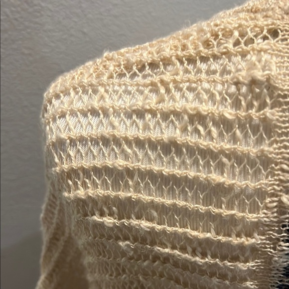 Blu Pepper Cream Open-Front Cardigan with Textured Knit. WT246 - Picture 6 of 8